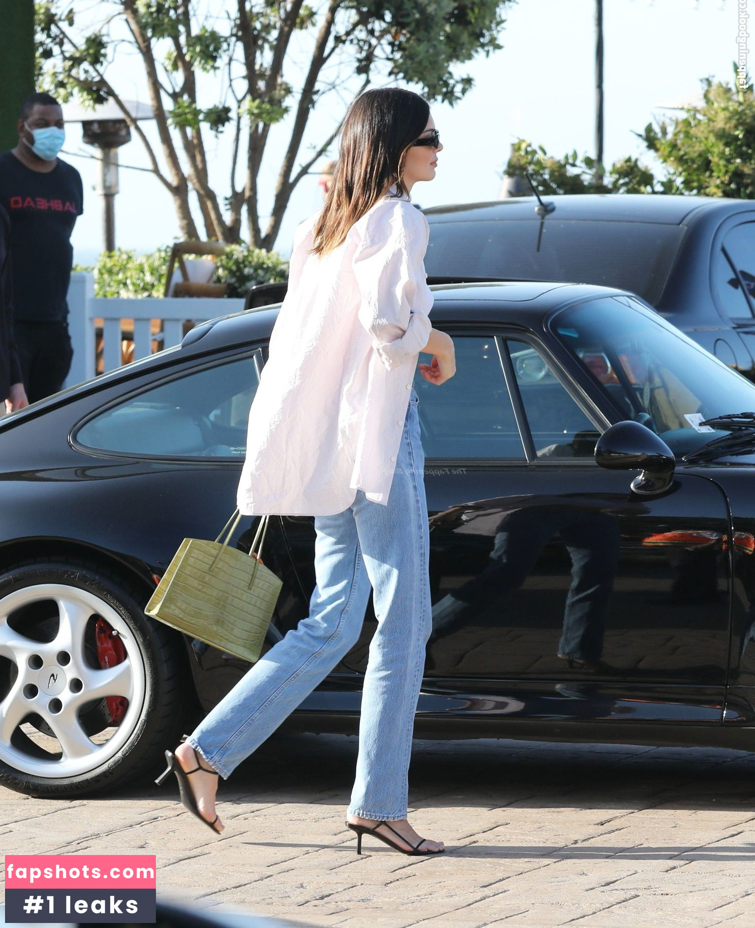 Kendall Jenner gallery photo #2145