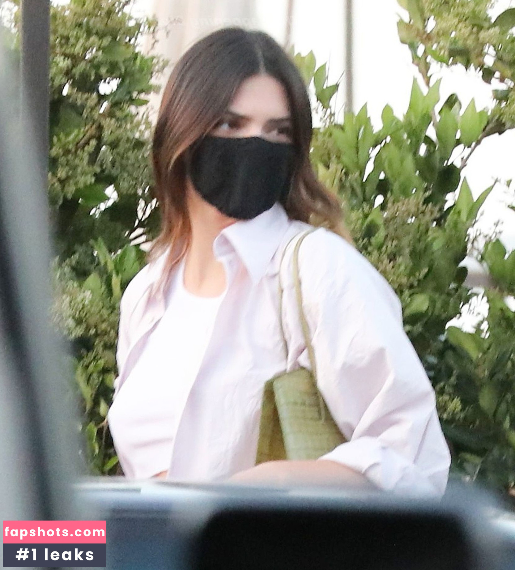 Kendall Jenner gallery photo #2157