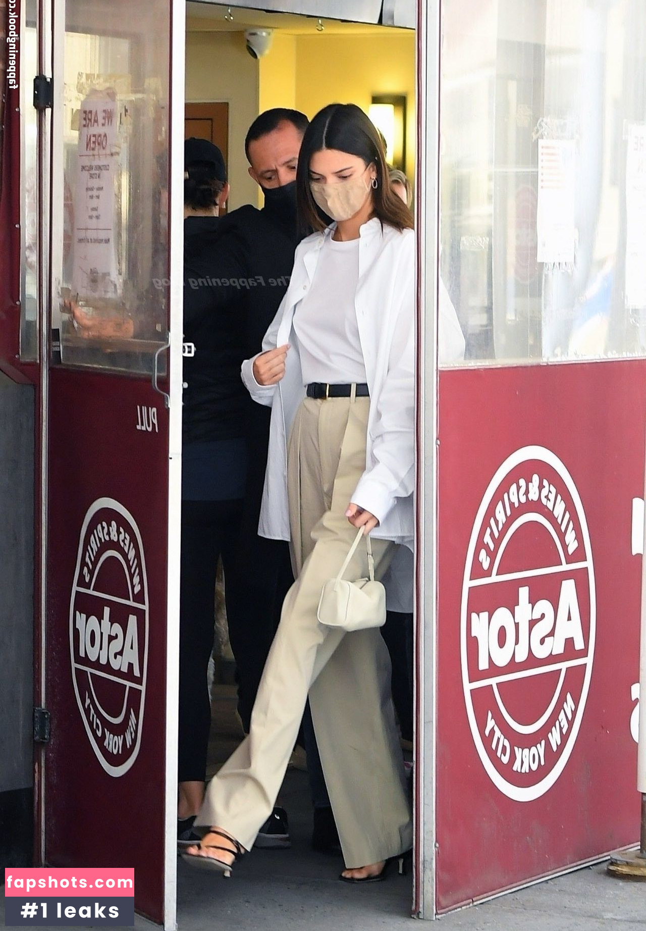 Kendall Jenner gallery photo #2167