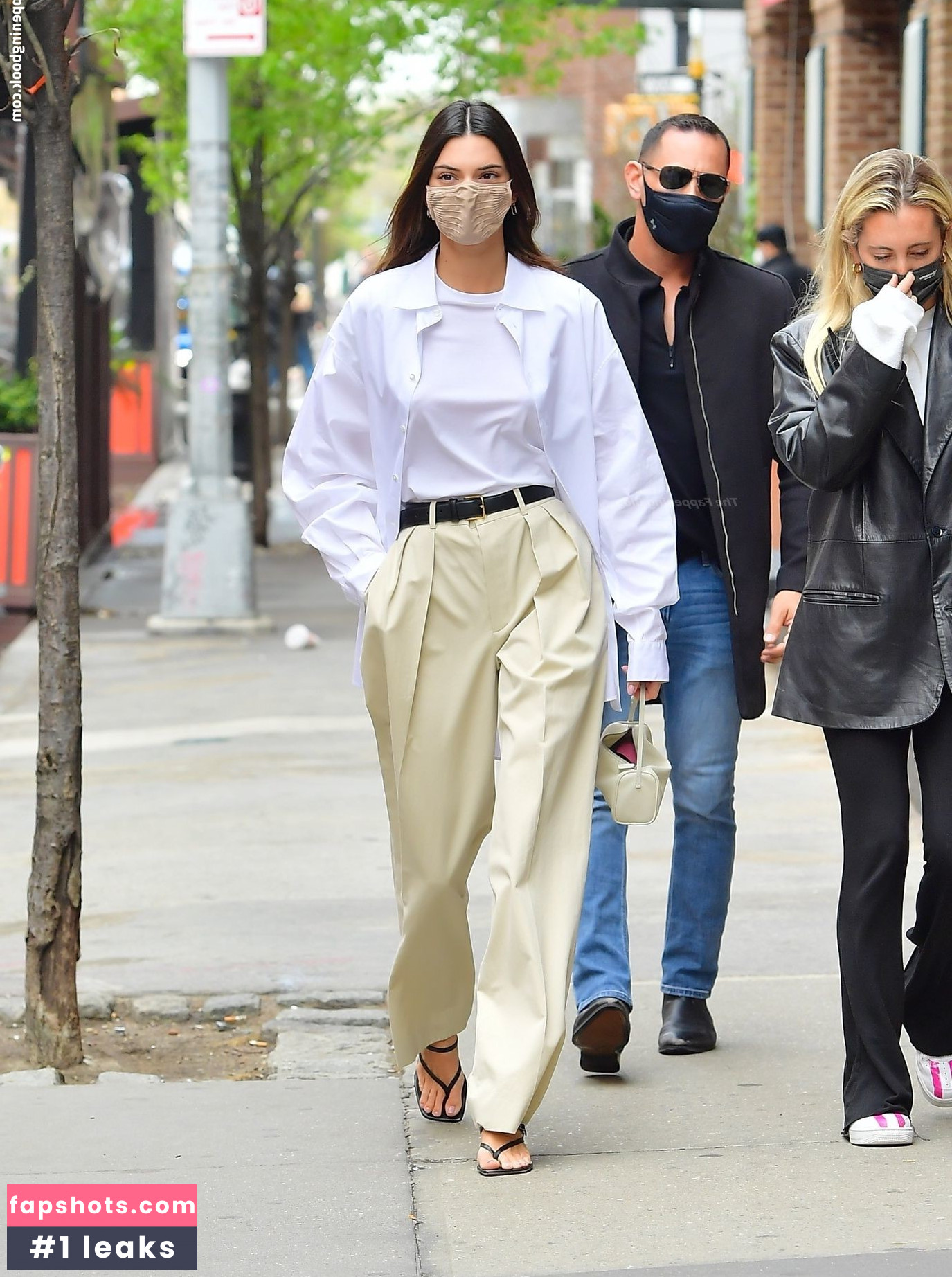 Kendall Jenner gallery photo #2182