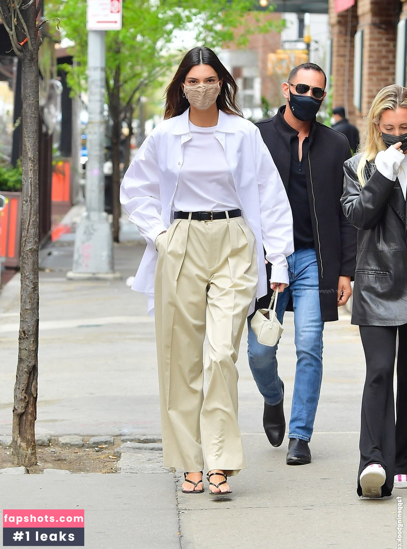 Kendall Jenner gallery photo #2183