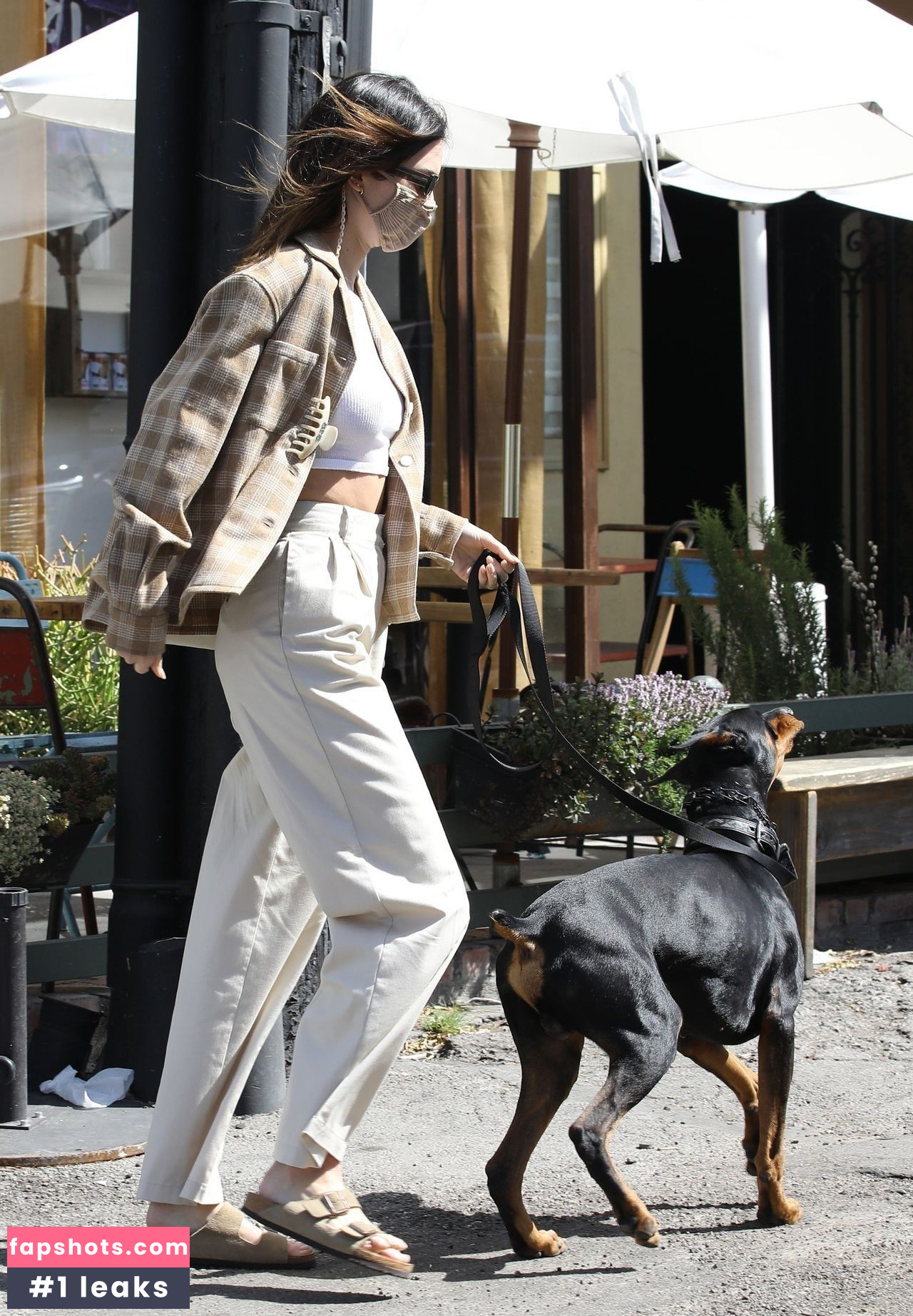 Kendall Jenner gallery photo #2361