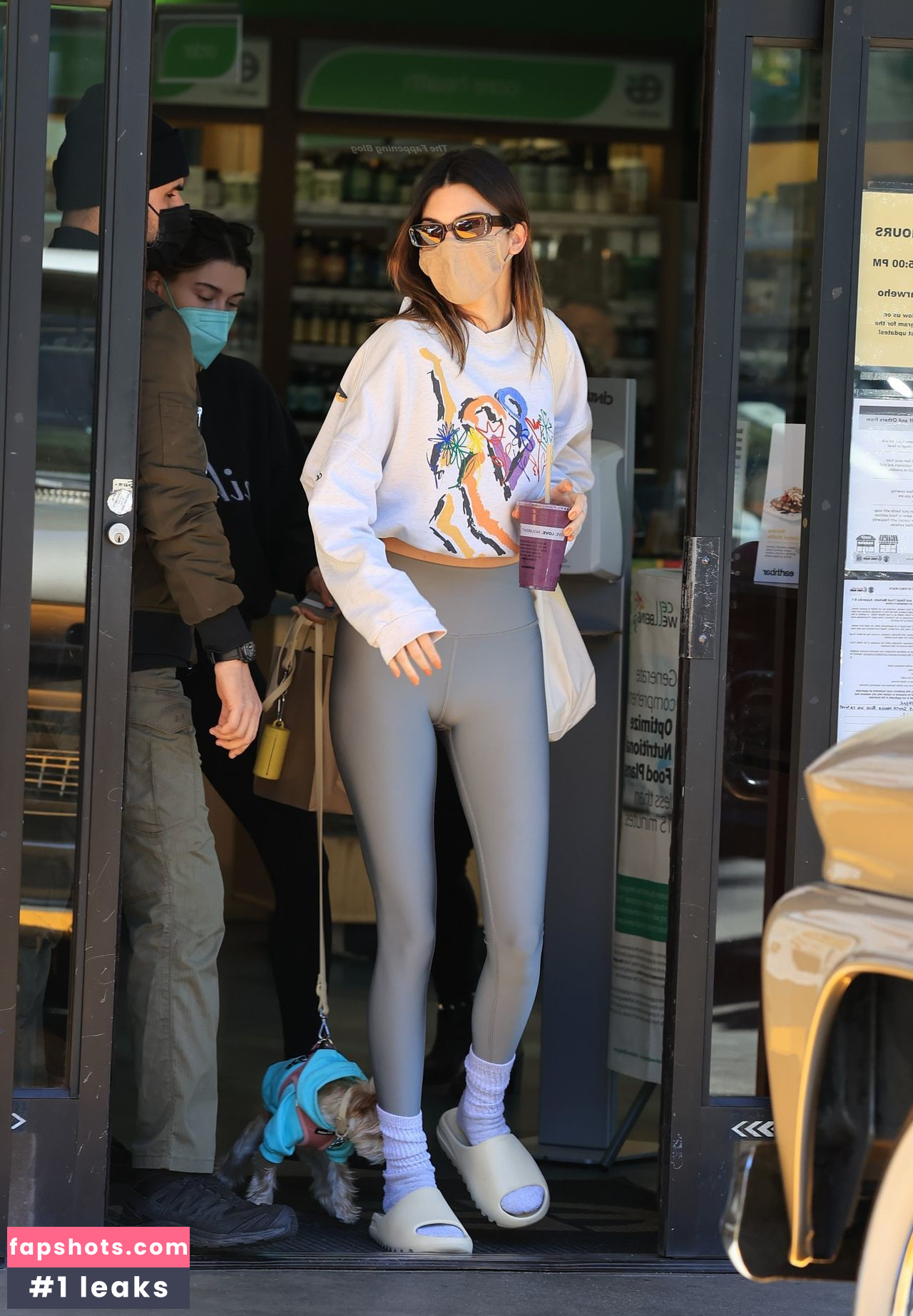 Kendall Jenner gallery photo #2396