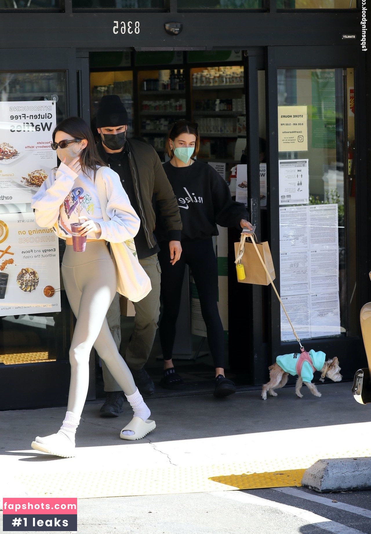 Kendall Jenner gallery photo #2409