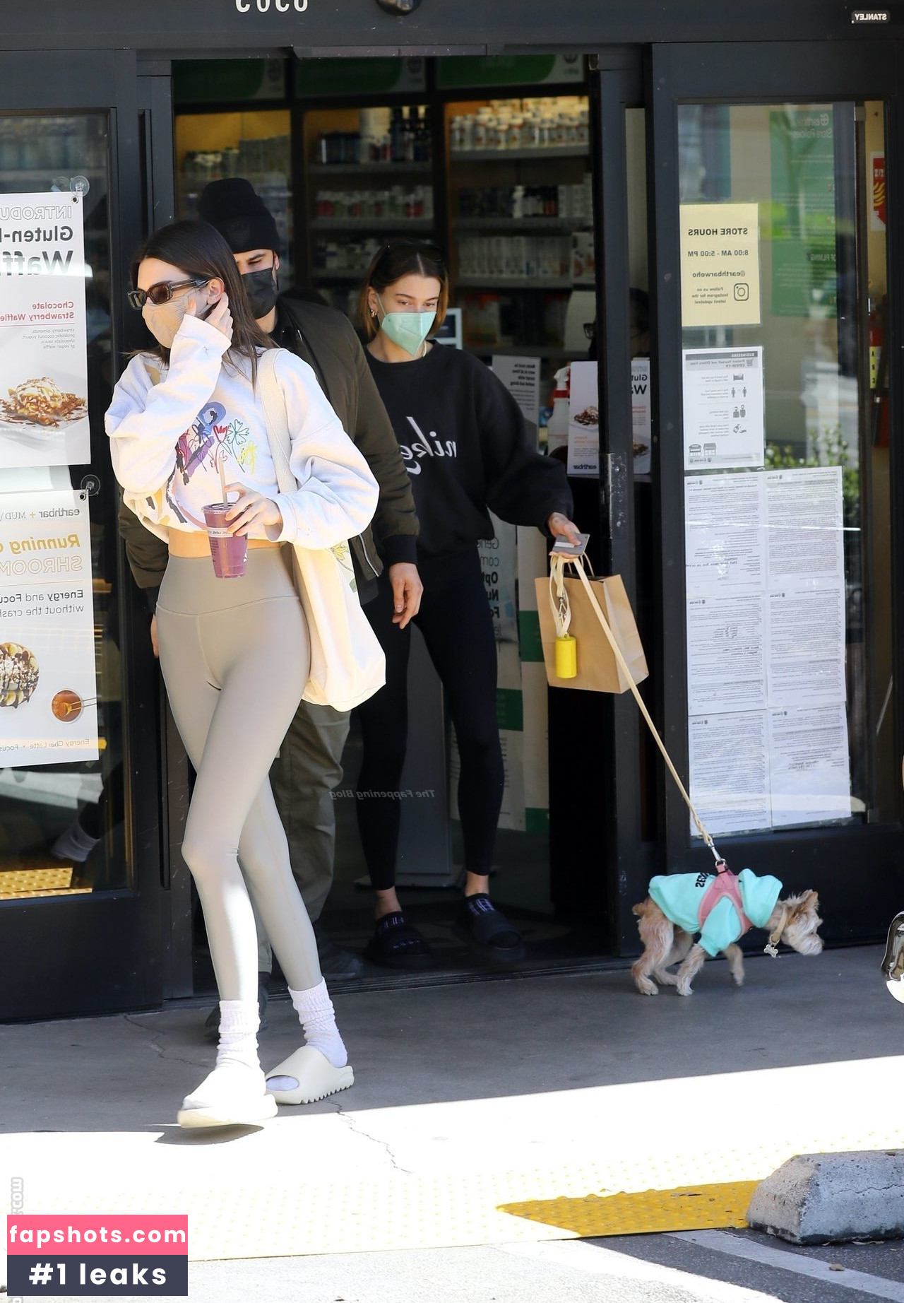 Kendall Jenner gallery photo #2410