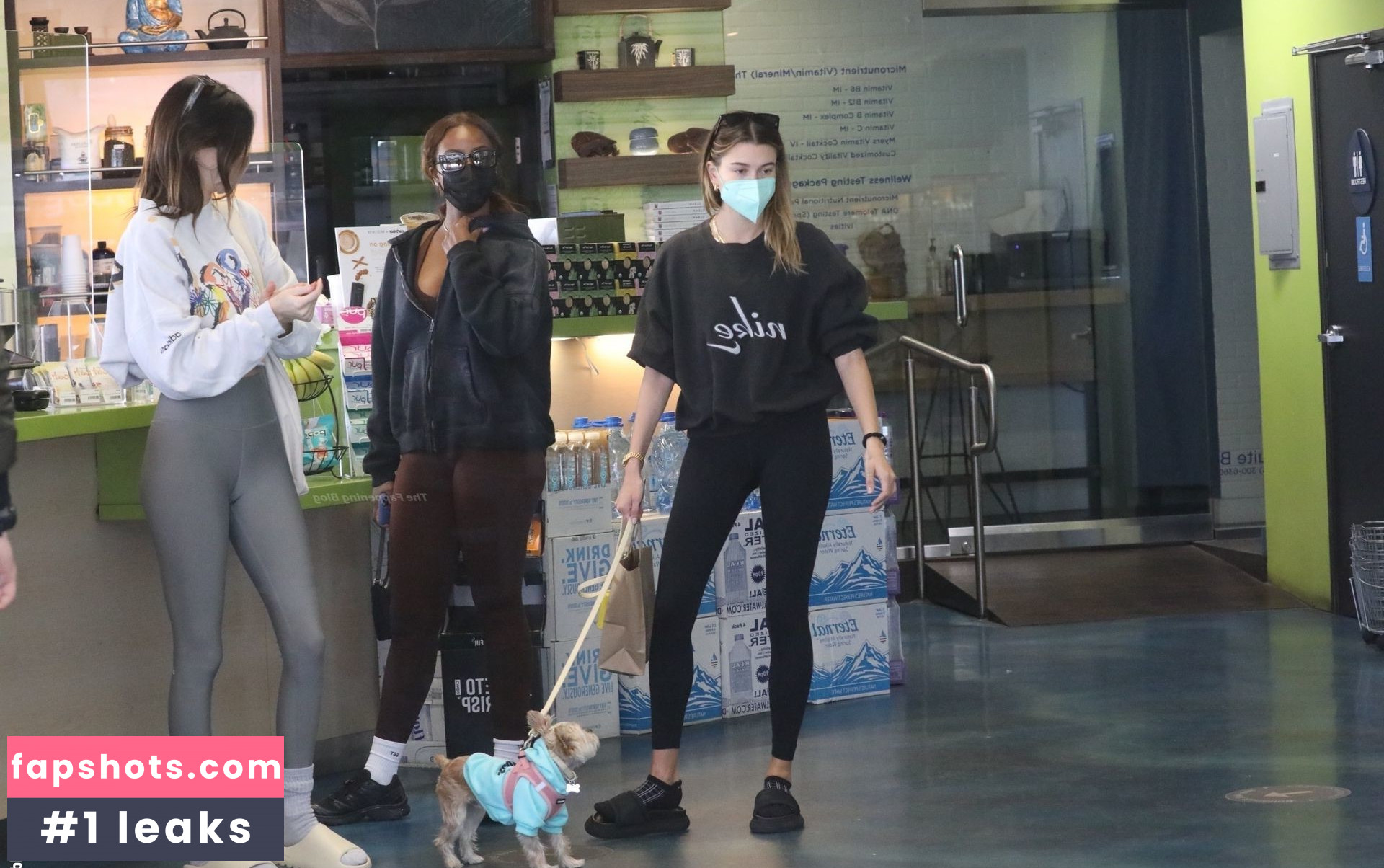 Kendall Jenner gallery photo #2424