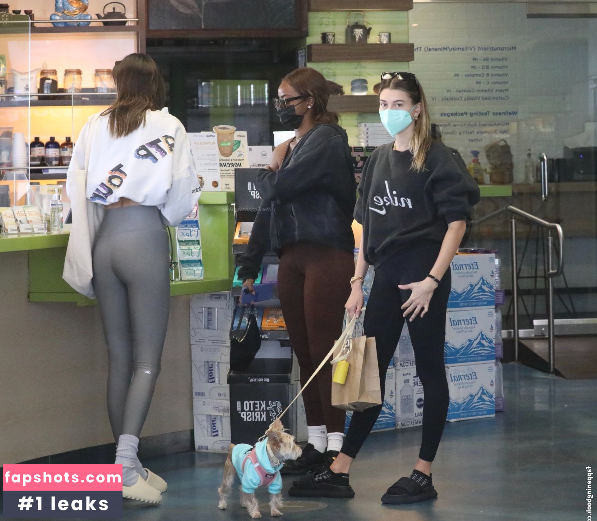 Kendall Jenner gallery photo #2425