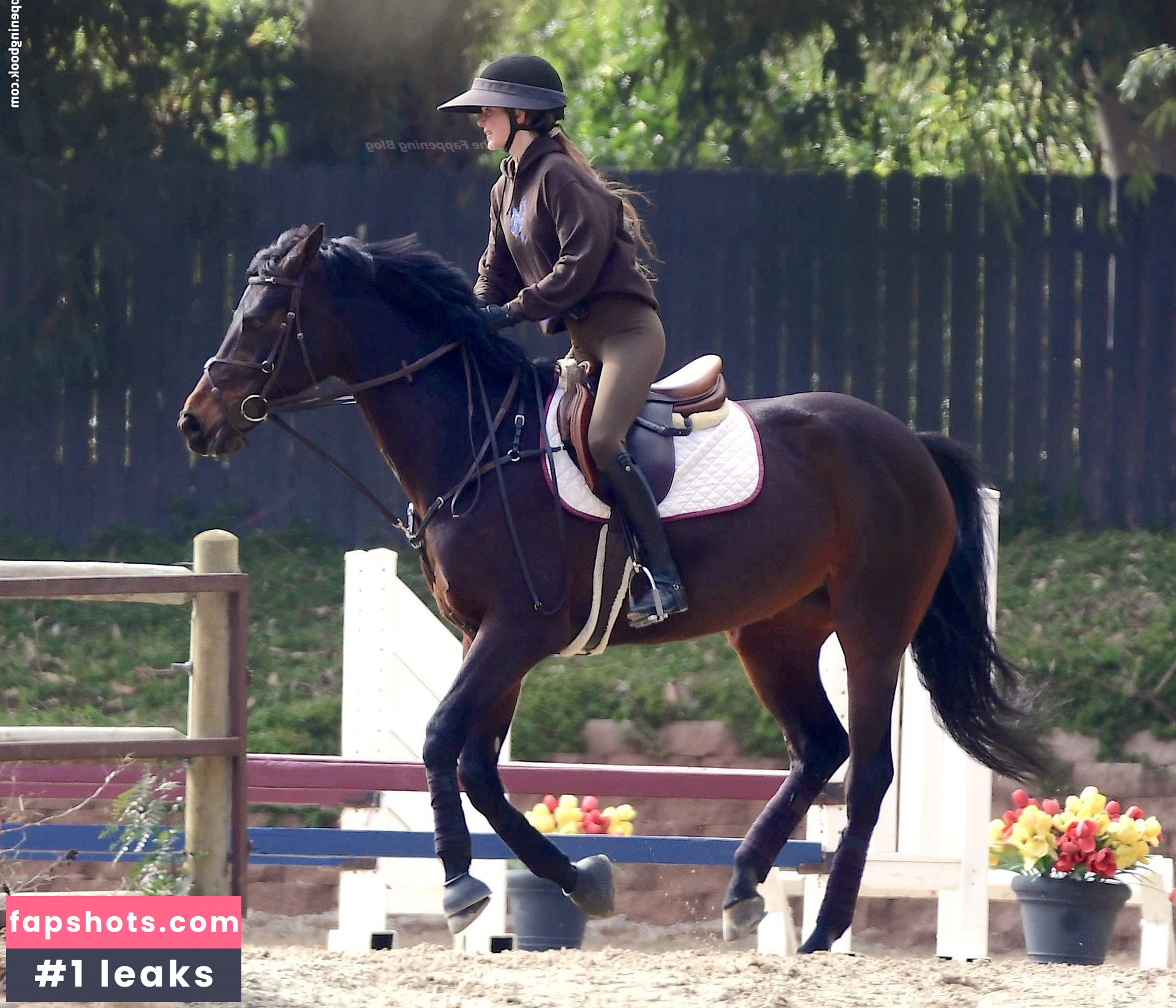 Kendall Jenner gallery photo #2446