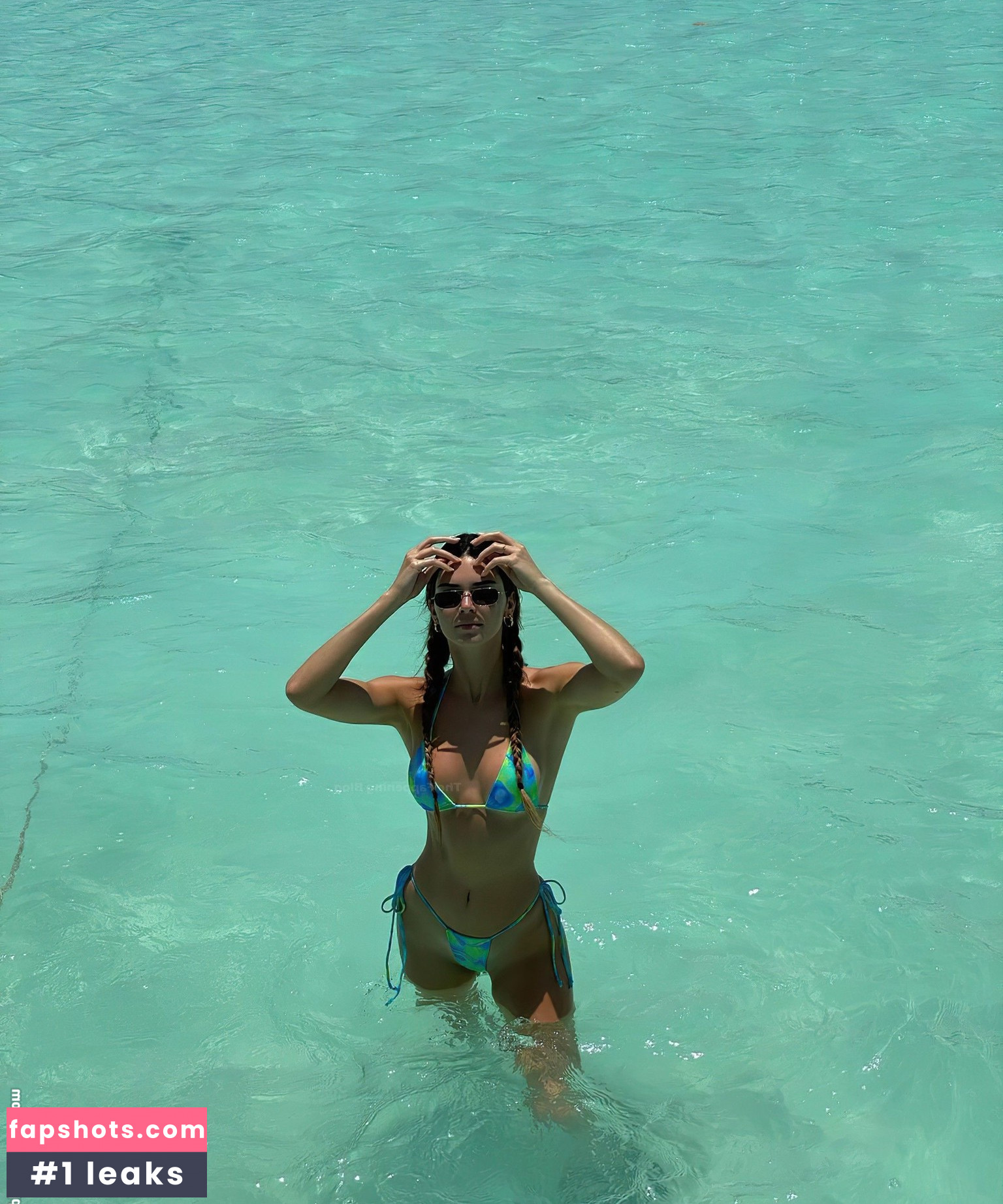 Kendall Jenner gallery photo #2558