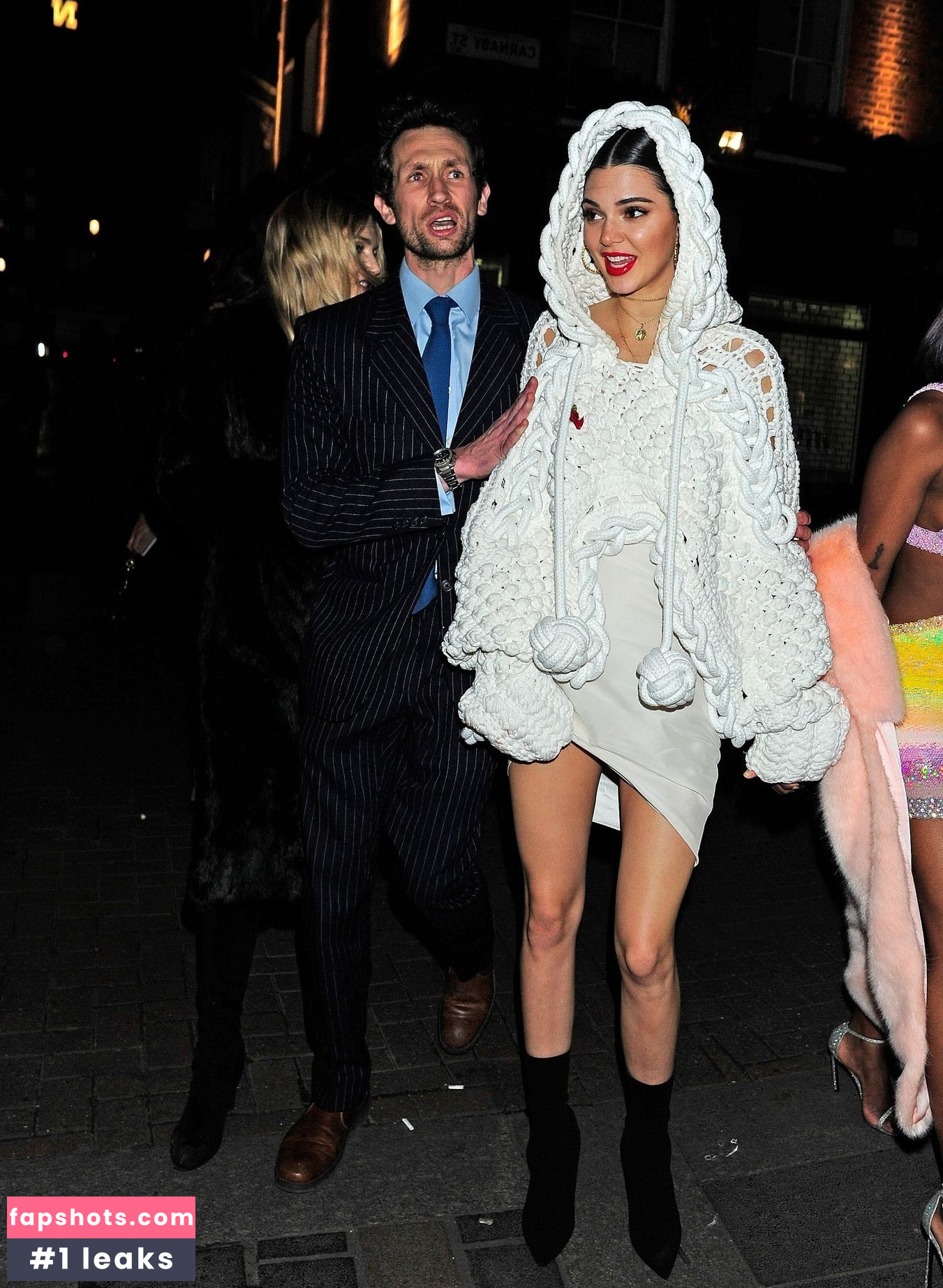 Kendall Jenner gallery photo #2582