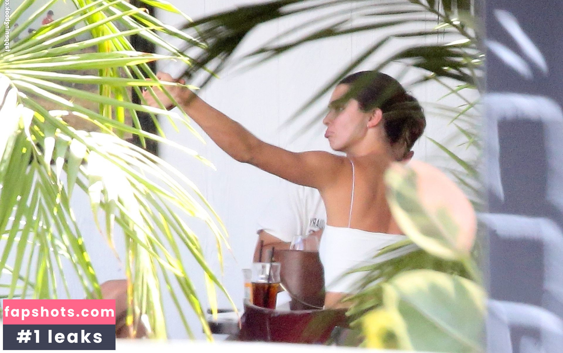 Kendall Jenner gallery photo #2720