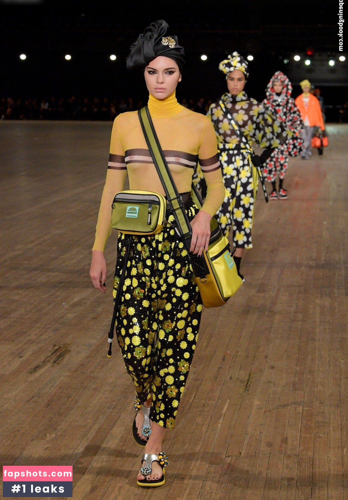 Kendall Jenner Nude Leaks OnlyFans Photos #275 - LeakJerk