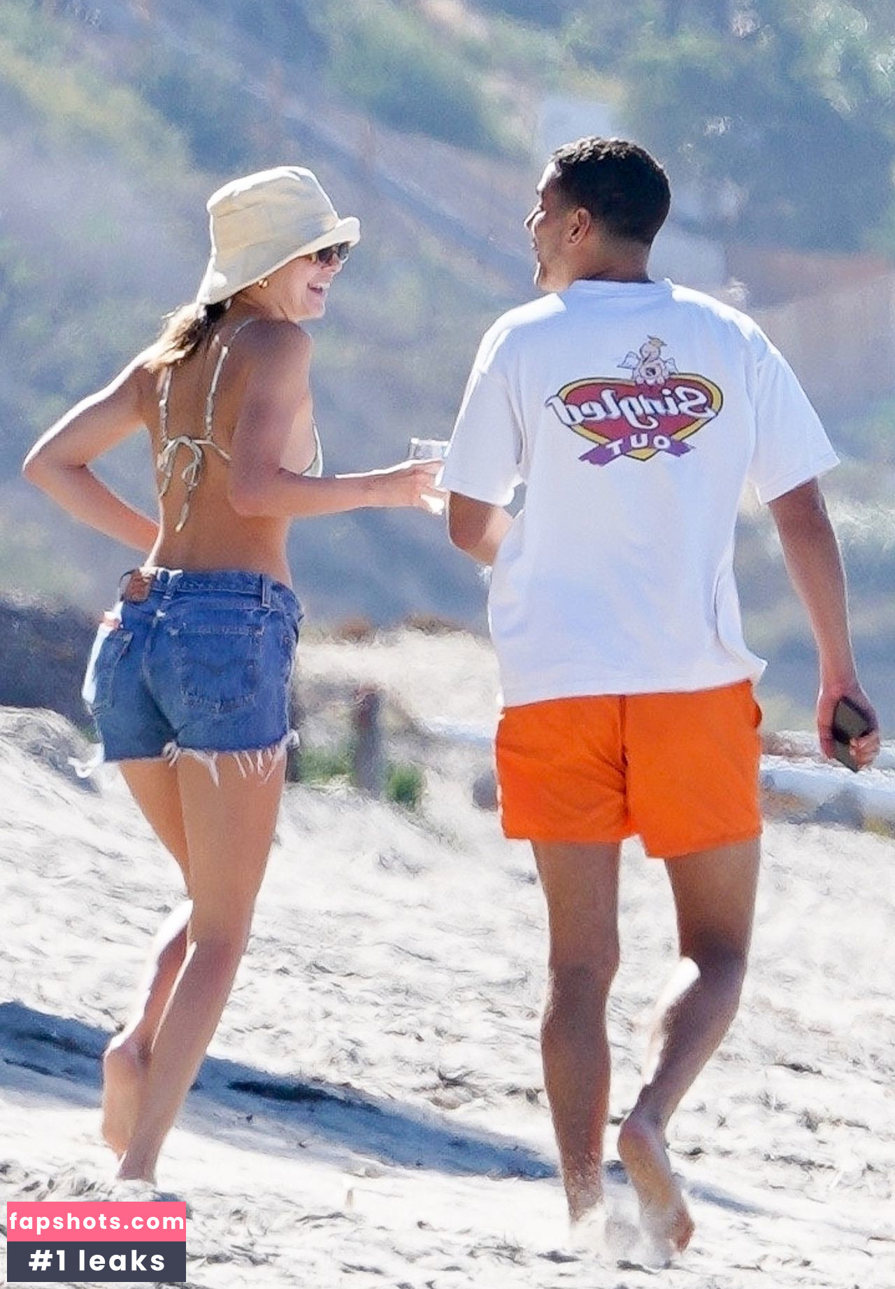 Kendall Jenner gallery photo #2758