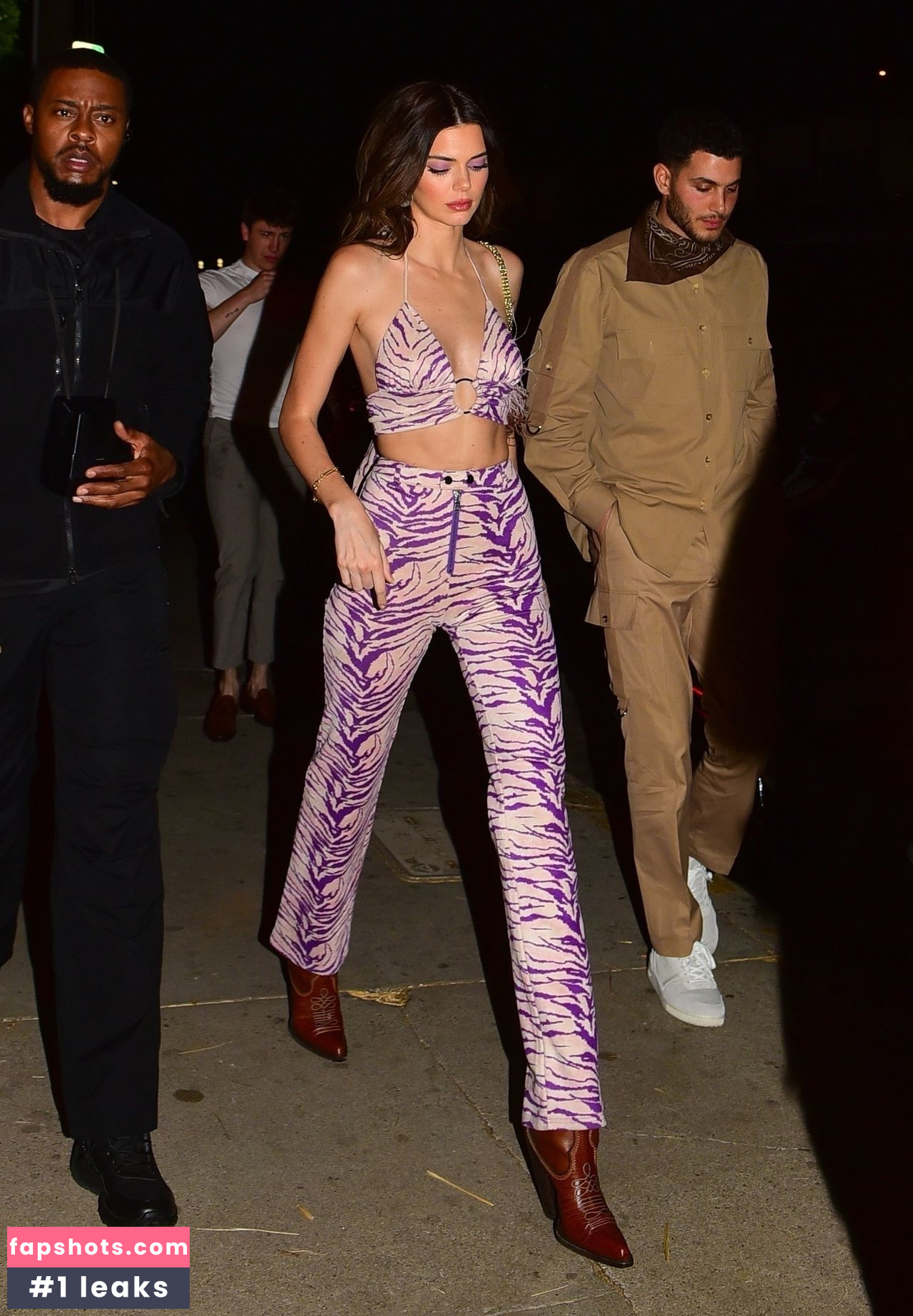Kendall Jenner gallery photo #2809