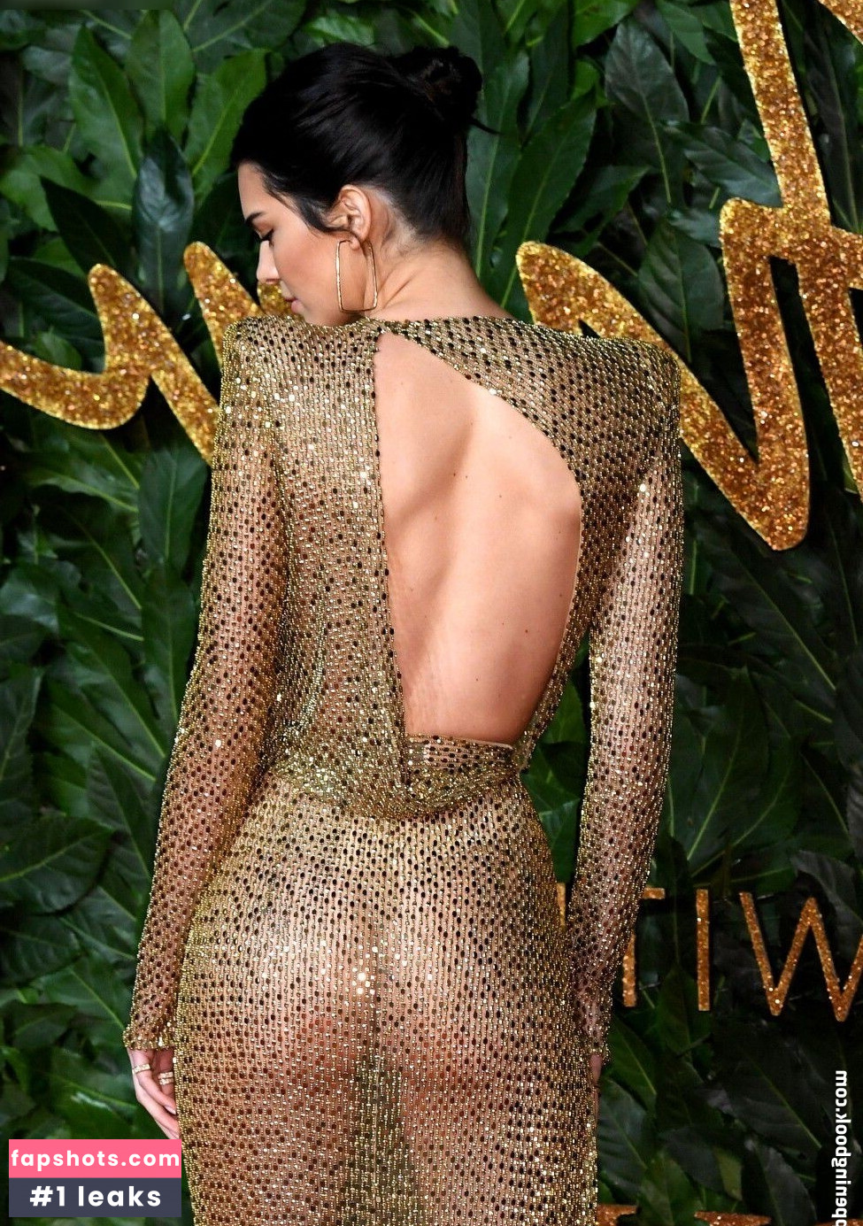 Kendall Jenner gallery photo #295