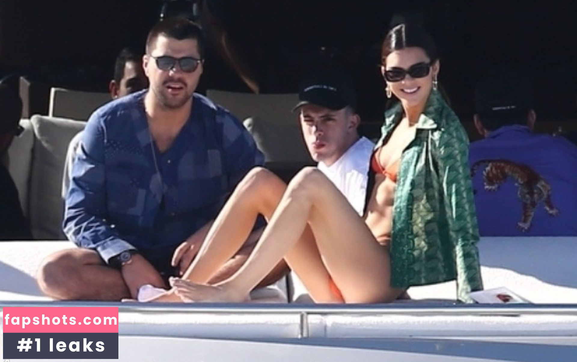 Kendall Jenner gallery photo #3025