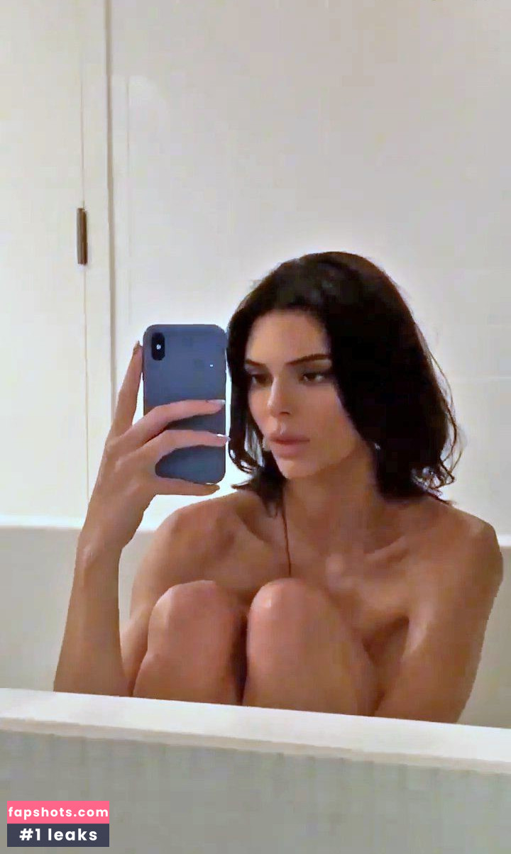 Kendall Jenner gallery photo #3064