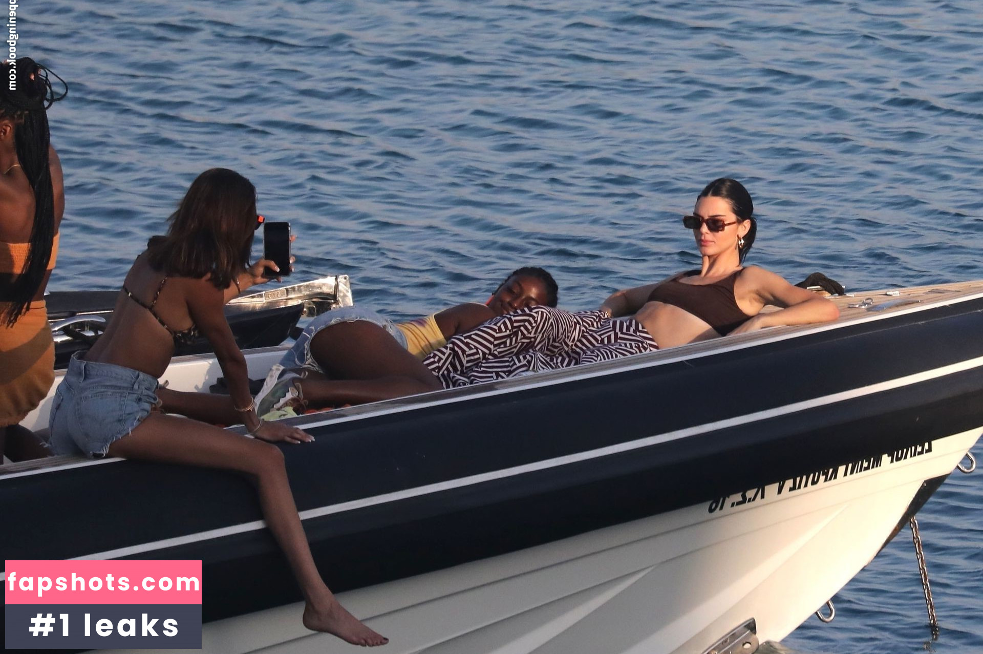 Kendall Jenner gallery photo #3088