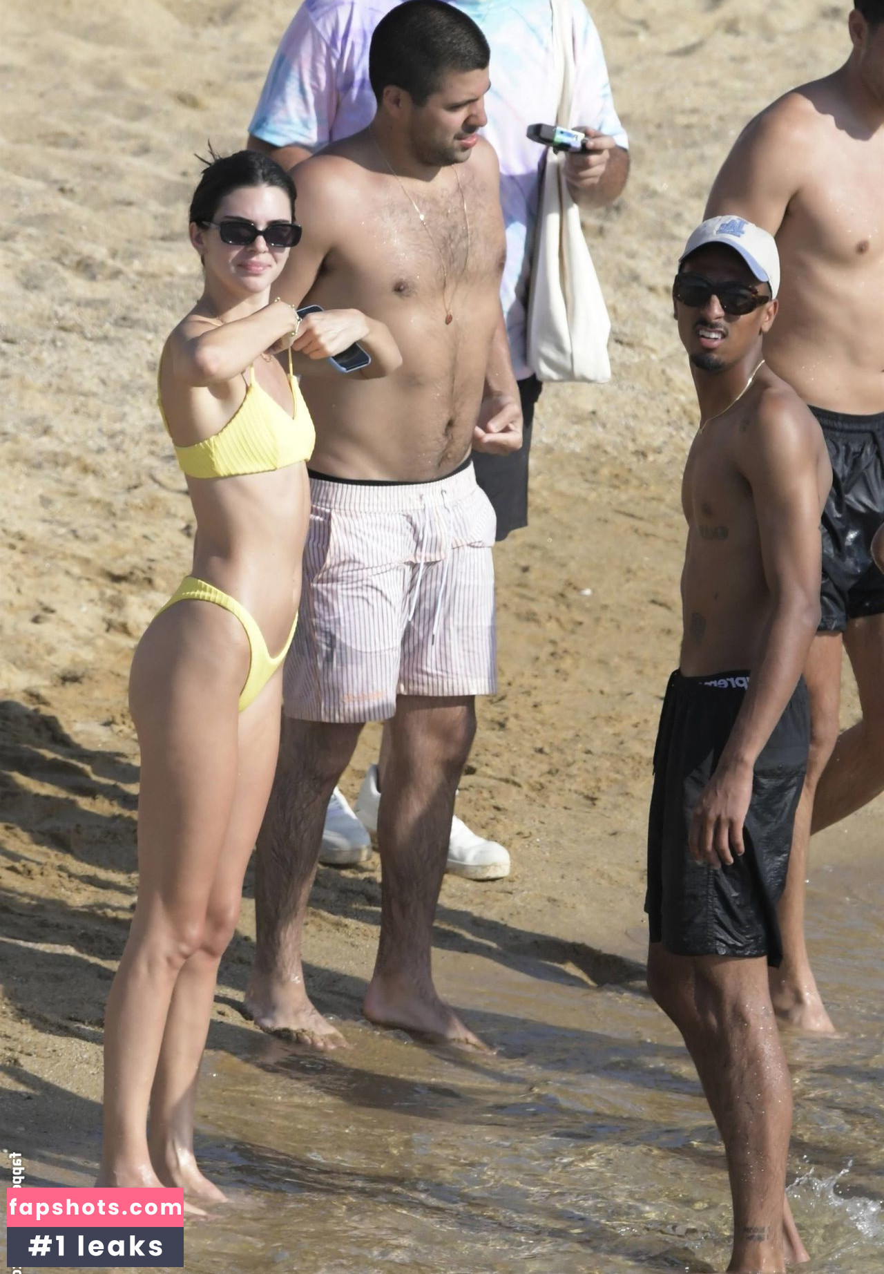 Kendall Jenner gallery photo #3095