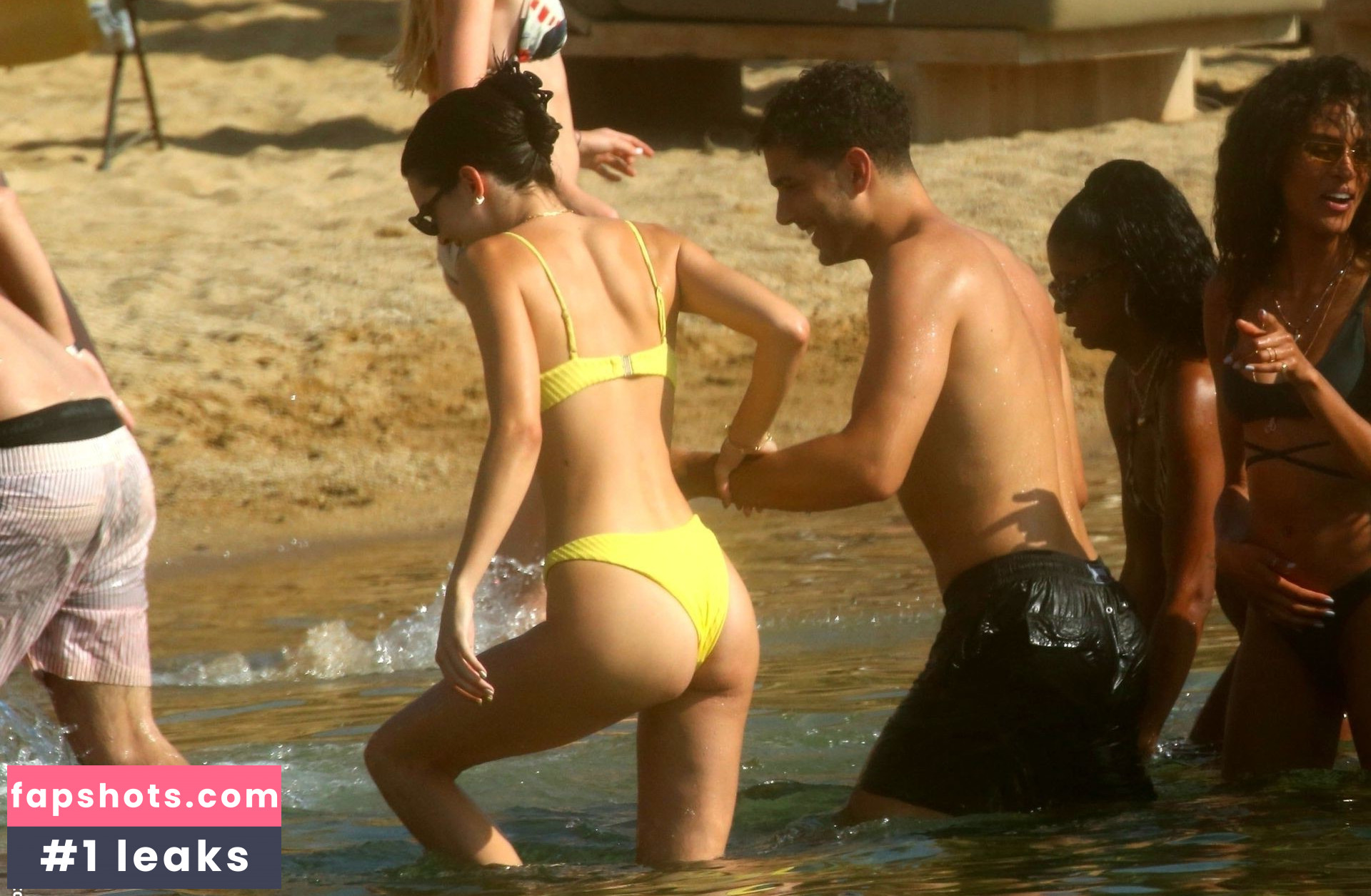 Kendall Jenner gallery photo #3115