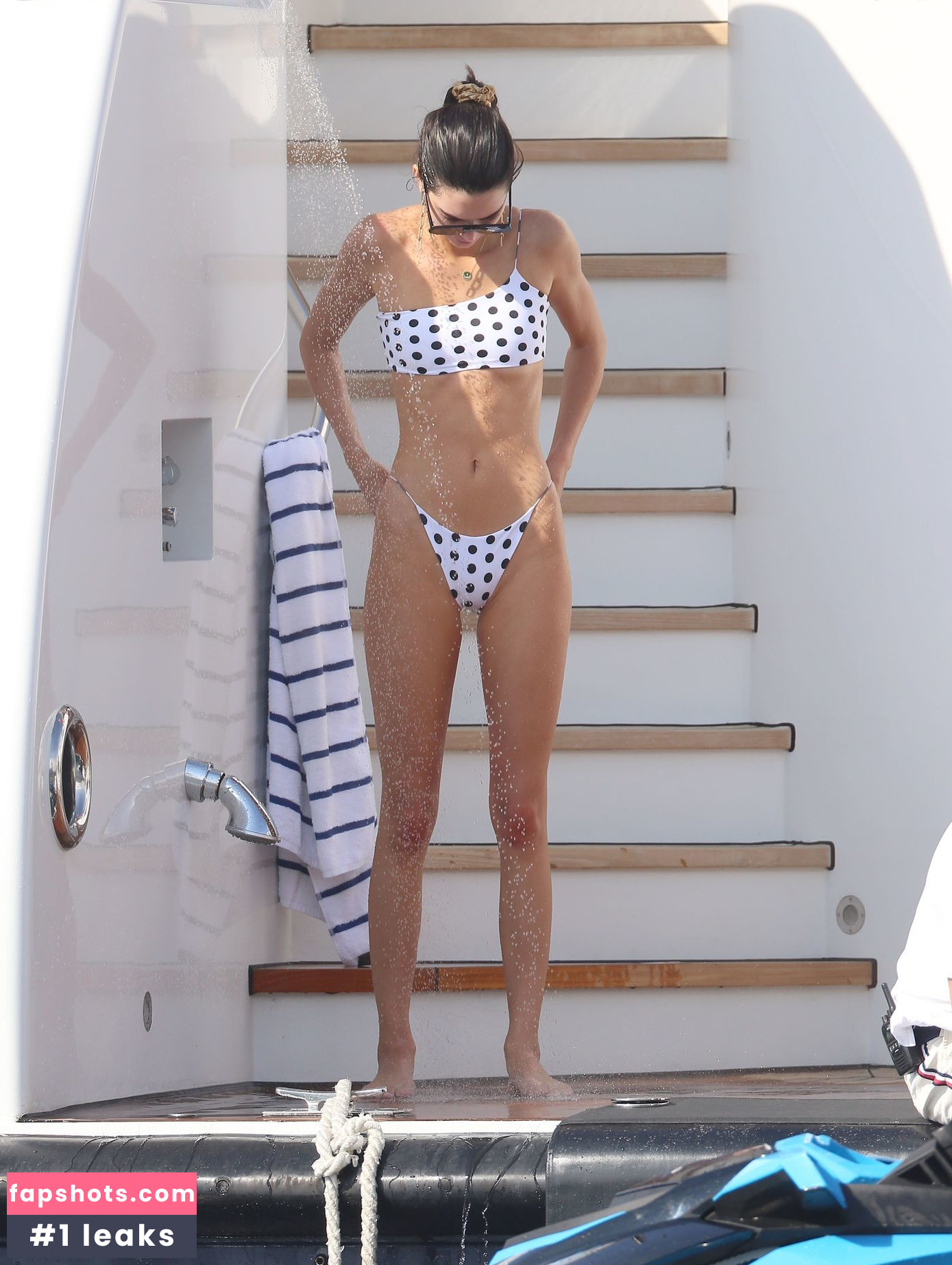 Kendall Jenner gallery photo #3165