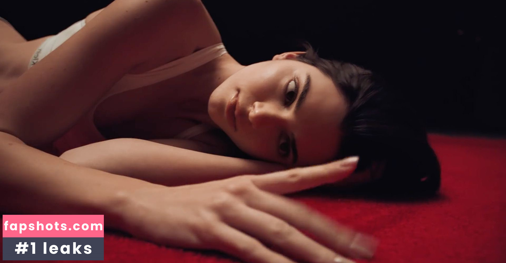 Kendall Jenner gallery photo #3204