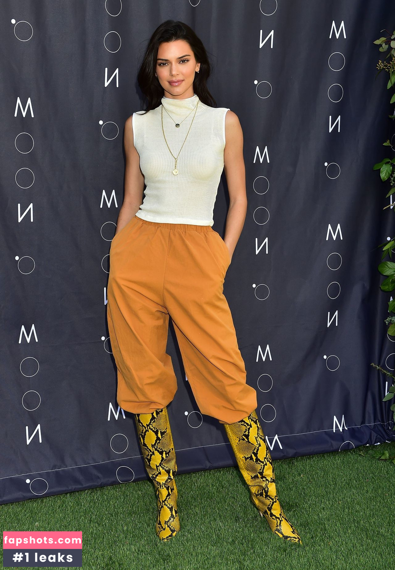 Kendall Jenner gallery photo #3230