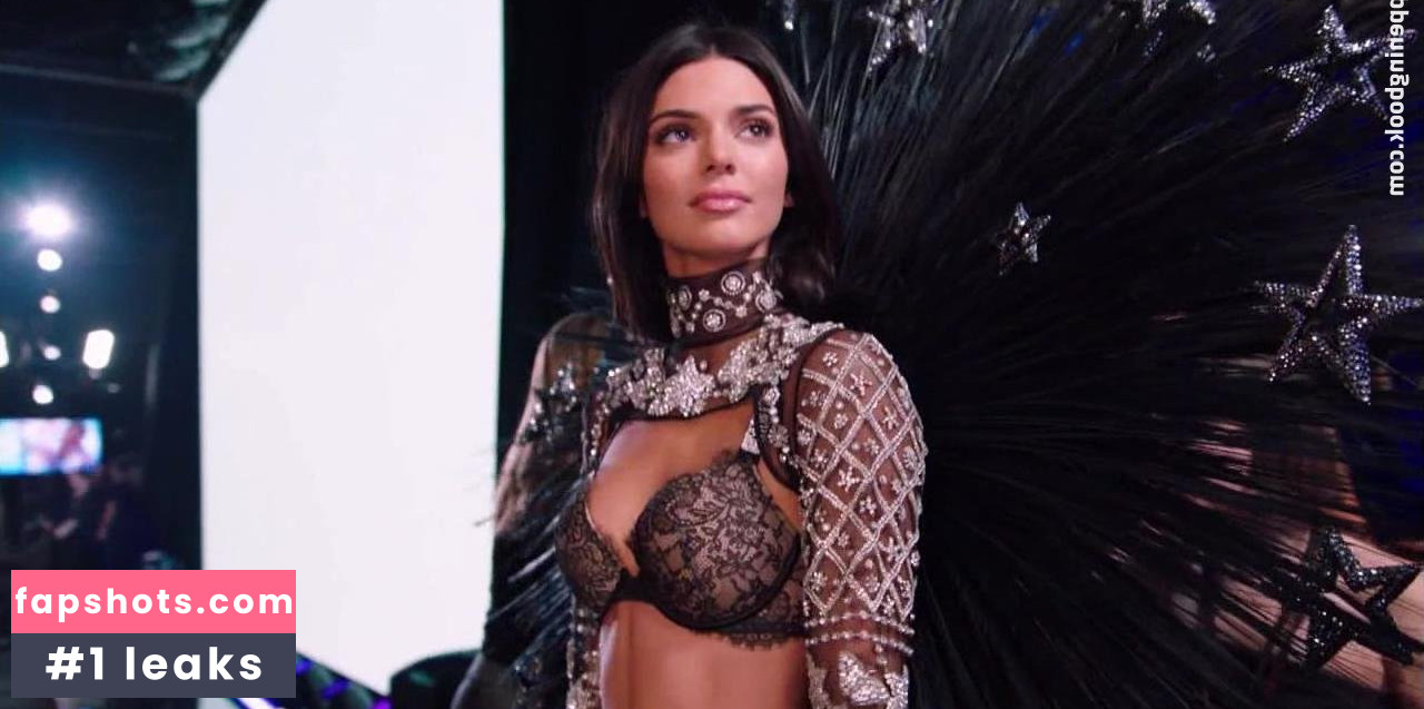 Kendall Jenner gallery photo #3233