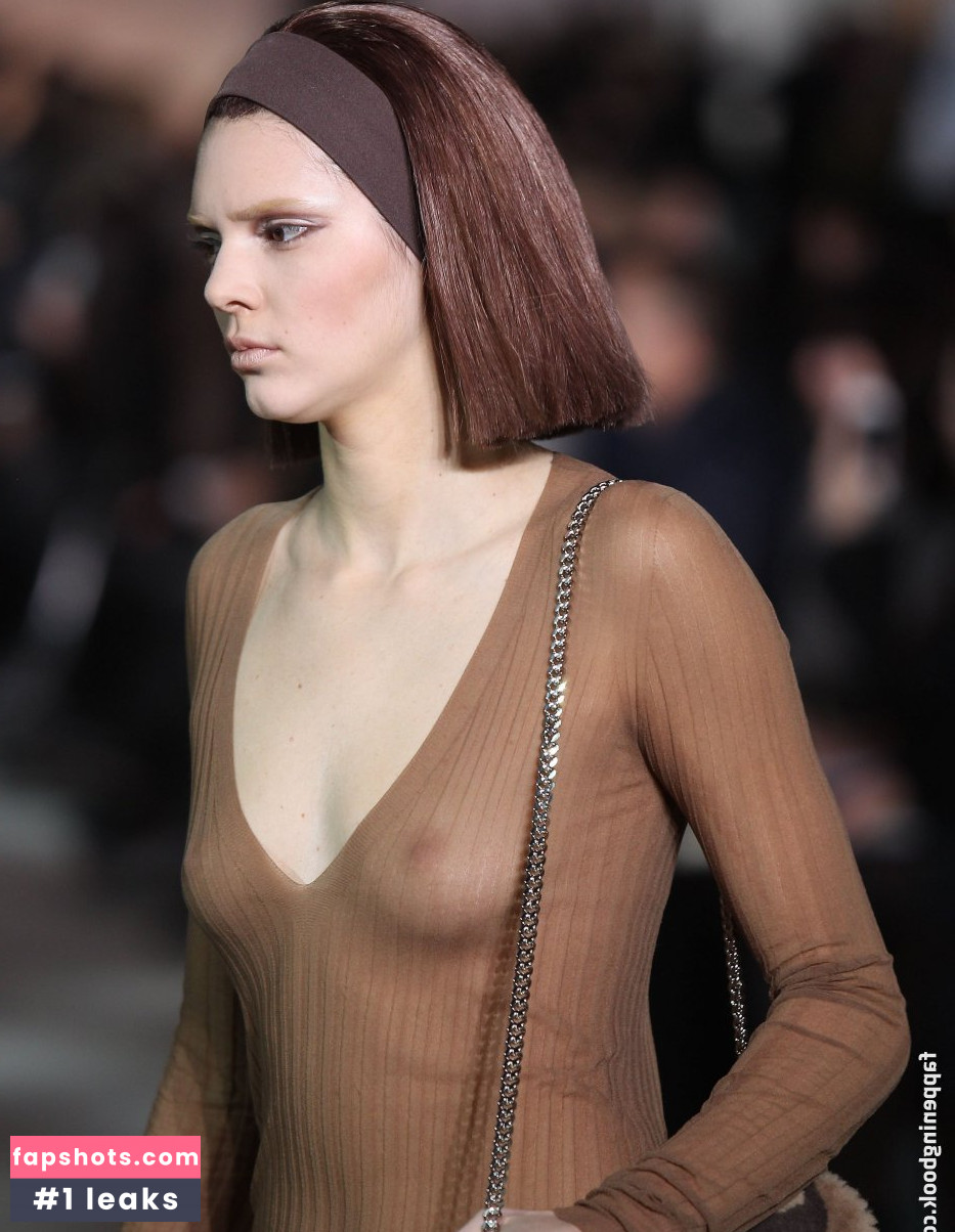 Kendall Jenner Nude Leaks OnlyFans Photos #3236 - LeakJerk