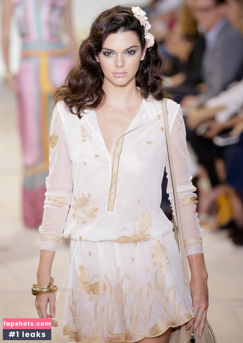 Kendall Jenner Nude Leaks OnlyFans Photos #3270 - LeakJerk