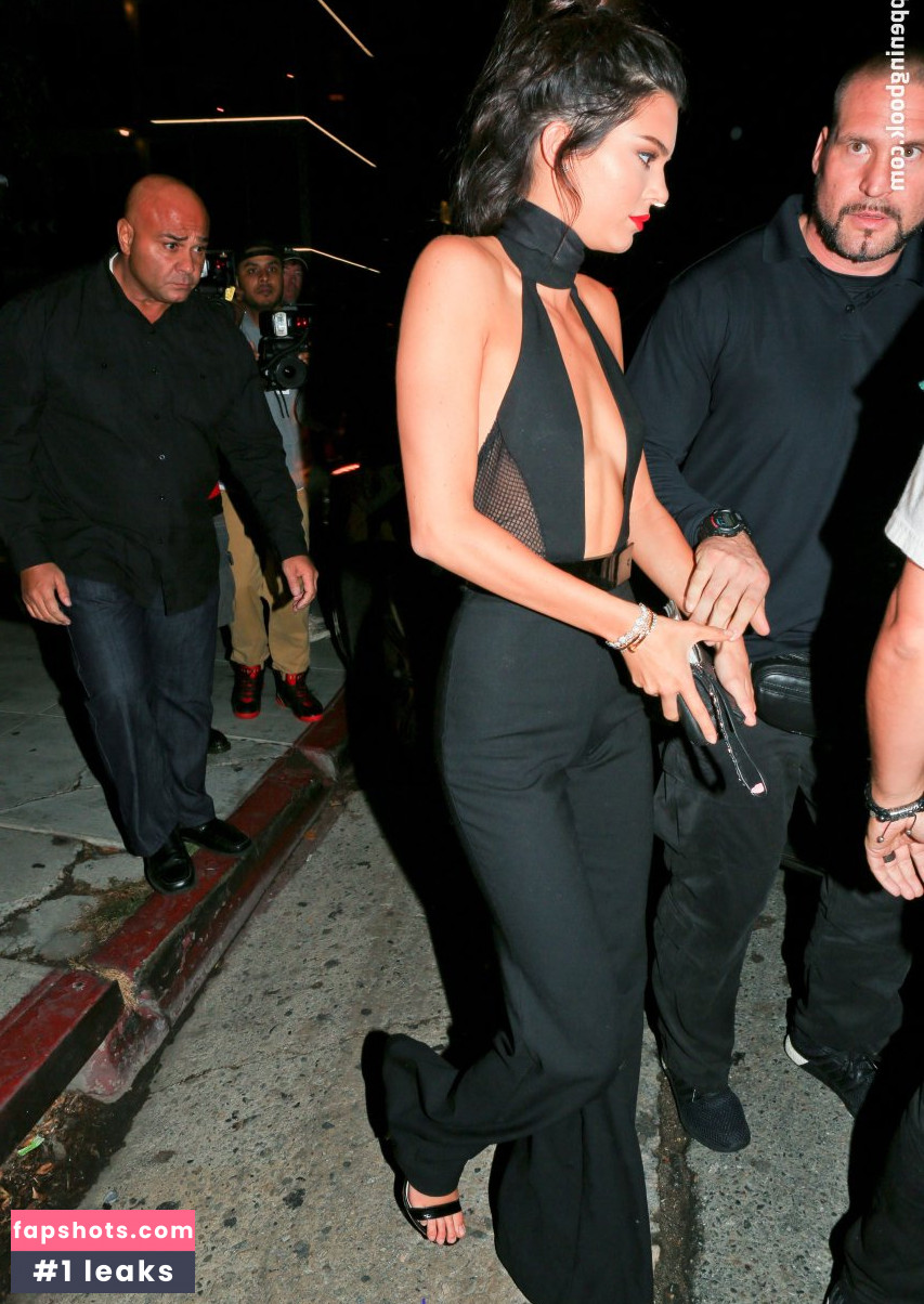 Kendall Jenner Nude Leaks OnlyFans Photos #3281 - LeakJerk