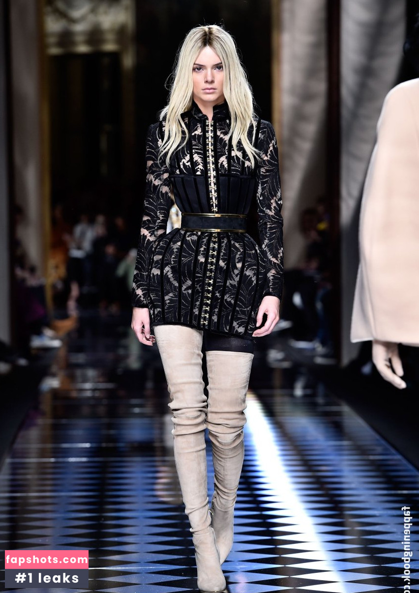 Kendall Jenner Nude Leaks OnlyFans Photos #3296 - LeakJerk