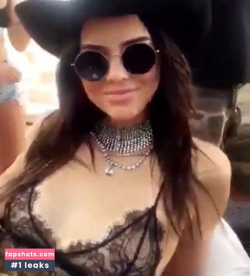 Kendall Jenner Nude Leaks OnlyFans Photos #3311 - LeakJerk