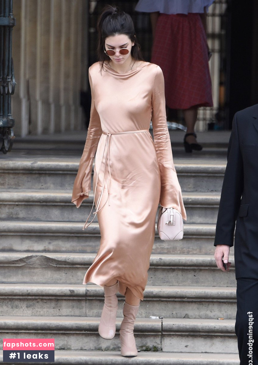 Kendall Jenner Nude Leaks OnlyFans Photos #3323 - LeakJerk