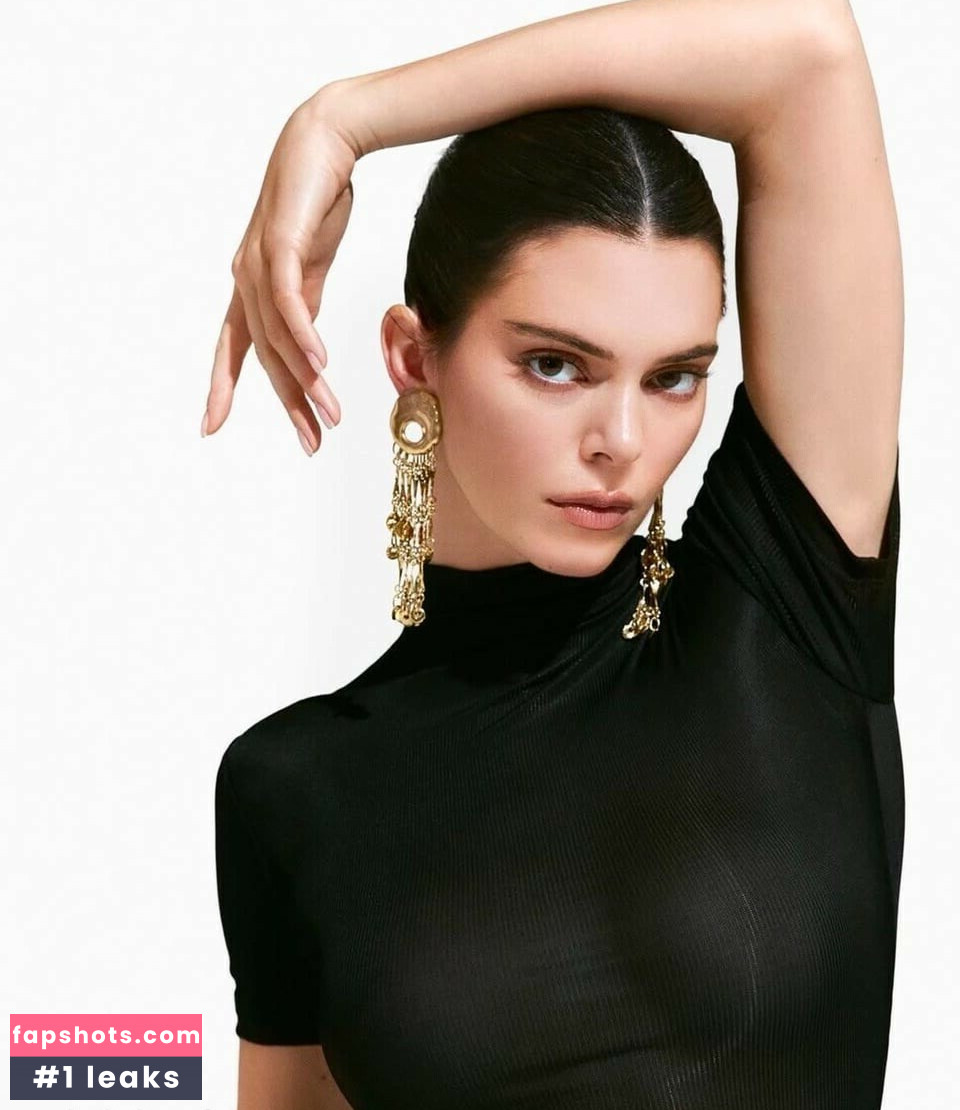 Kendall Jenner gallery photo #336