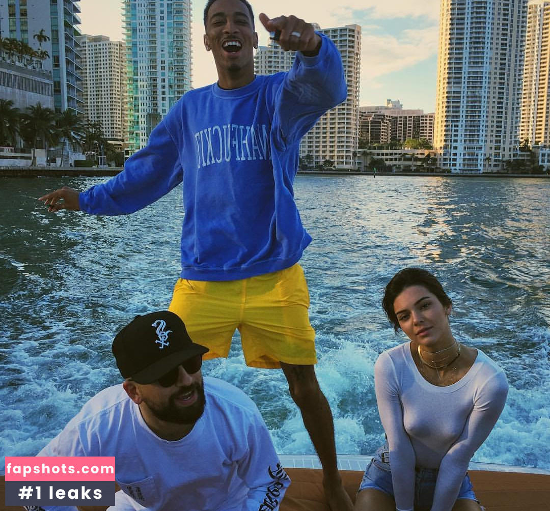 Kendall Jenner Nude Leaks OnlyFans Photos #3351 - LeakJerk