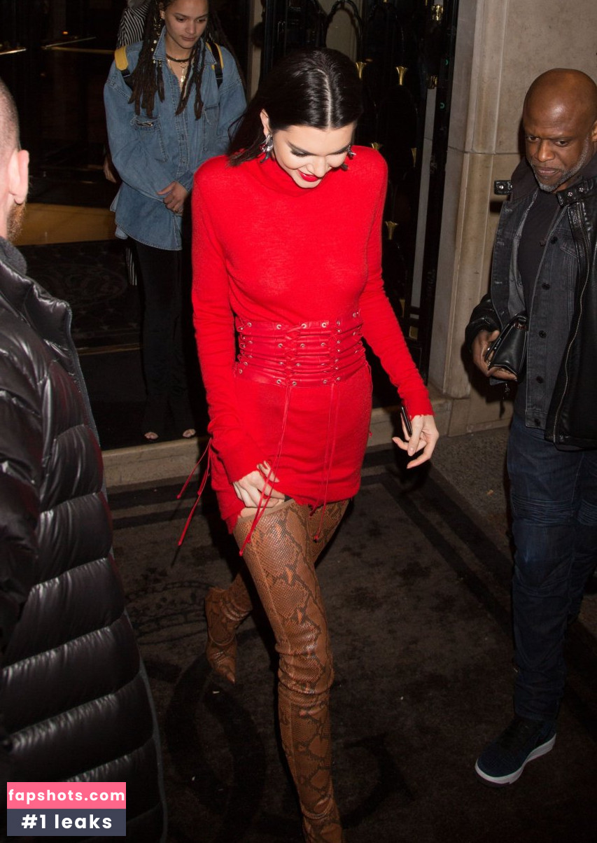 Kendall Jenner Nude Leaks OnlyFans Photos #3372 - LeakJerk