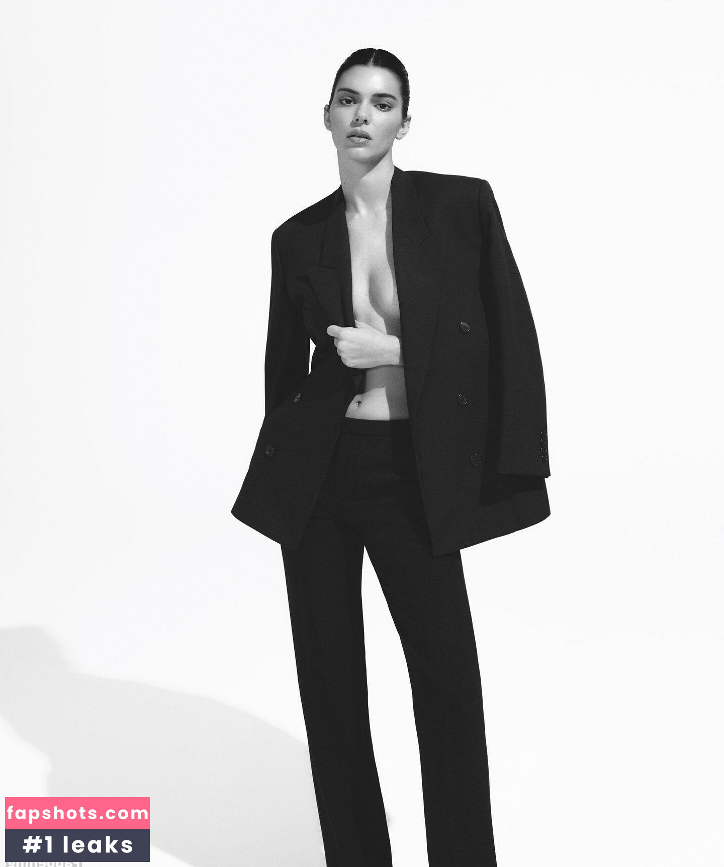 Kendall Jenner gallery photo #340