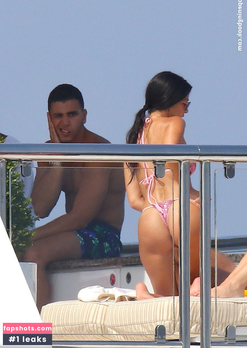 Kendall Jenner Nude Leaks OnlyFans Photos #3408 - LeakJerk