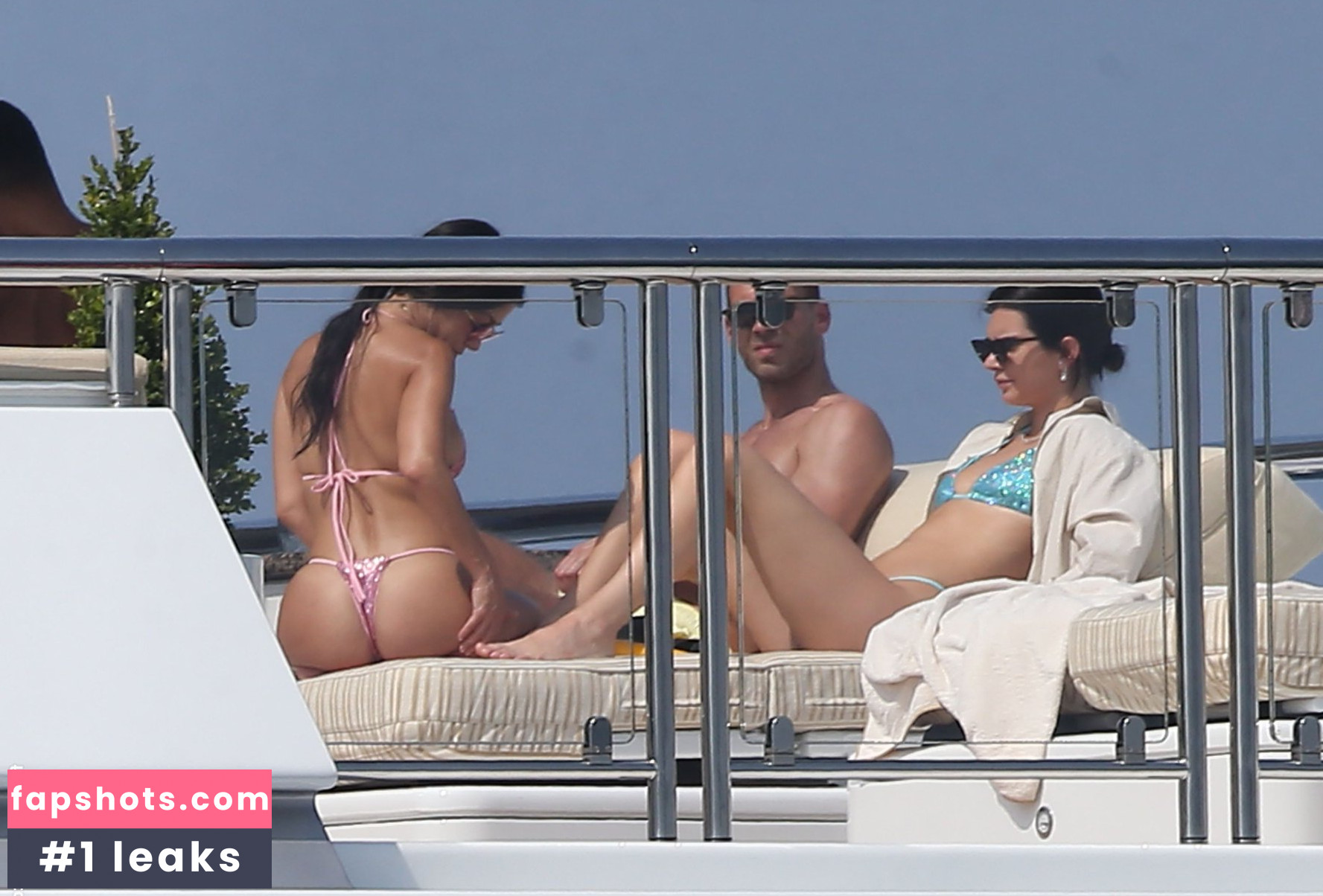 Kendall Jenner Nude Leaks OnlyFans Photos #3418 - LeakJerk