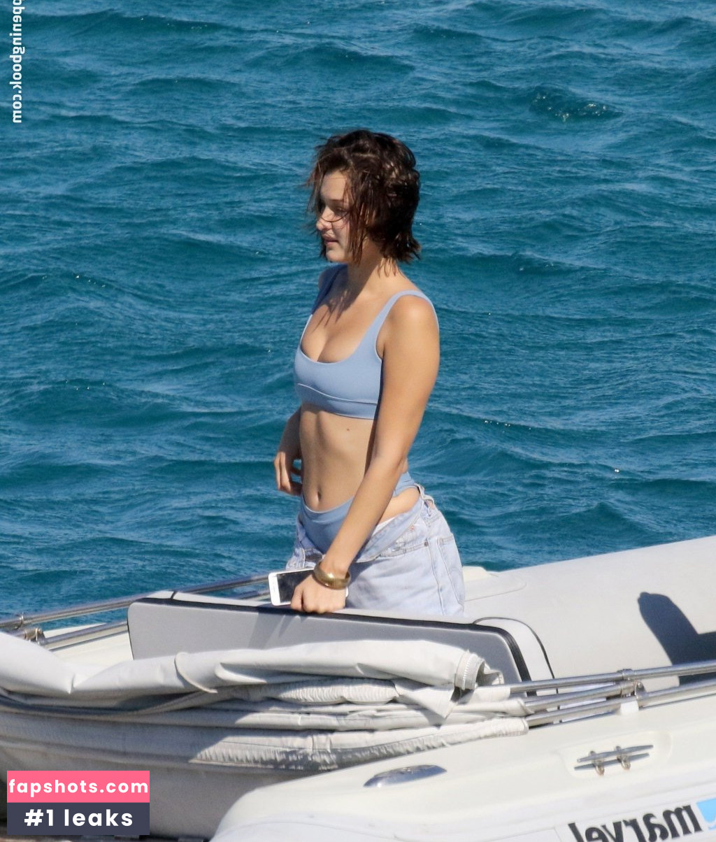 Kendall Jenner Nude Leaks OnlyFans Photos #3422 - LeakJerk