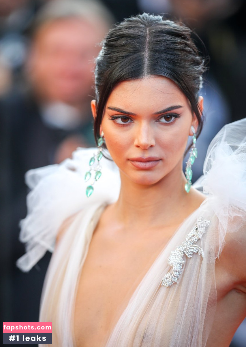 Kendall Jenner Nude Leaks OnlyFans Photos #3483 - LeakJerk