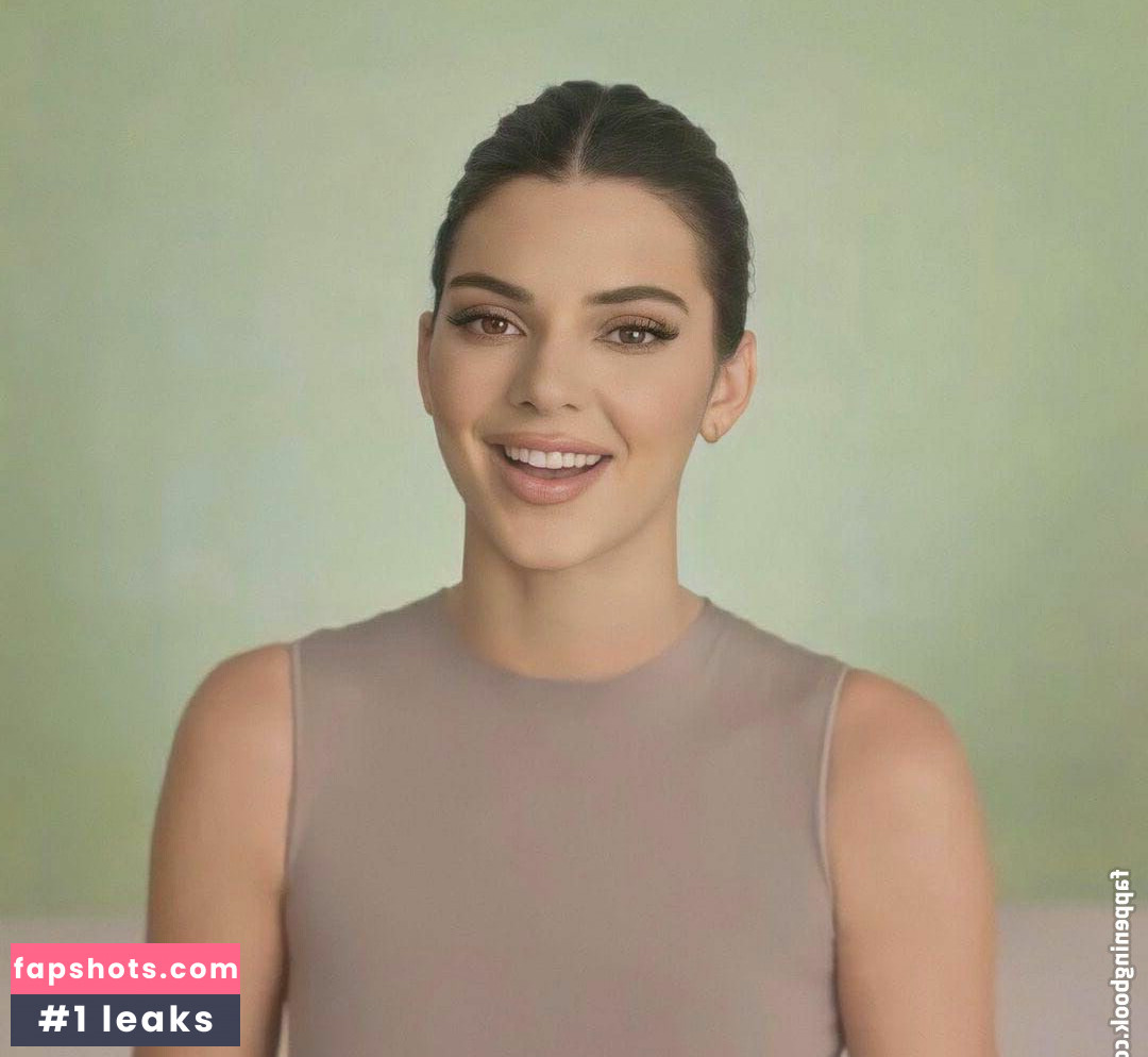 Kendall Jenner gallery photo #5