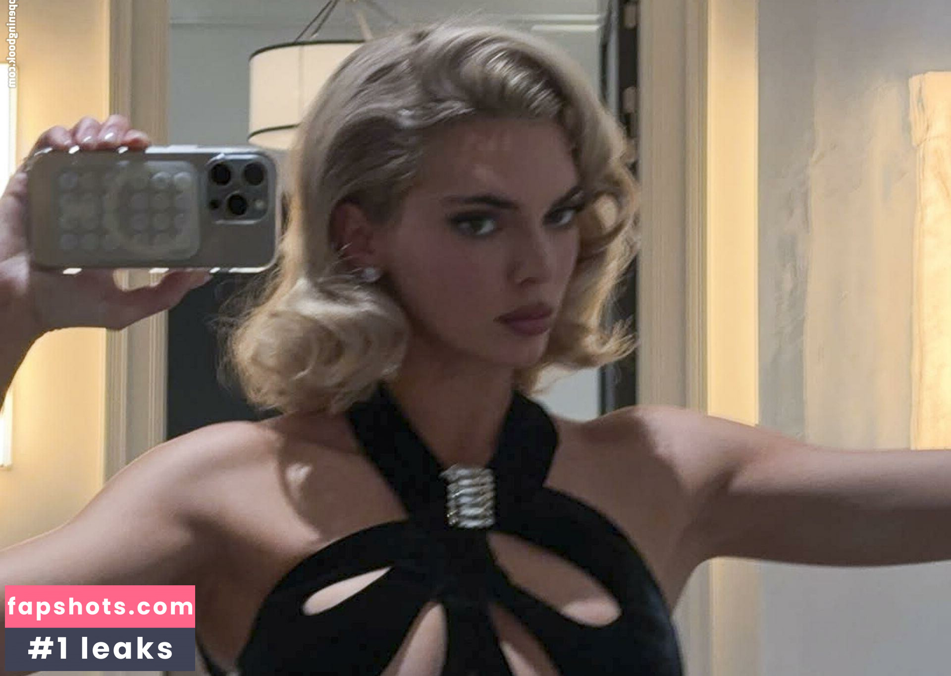 Kendall Jenner gallery photo #403