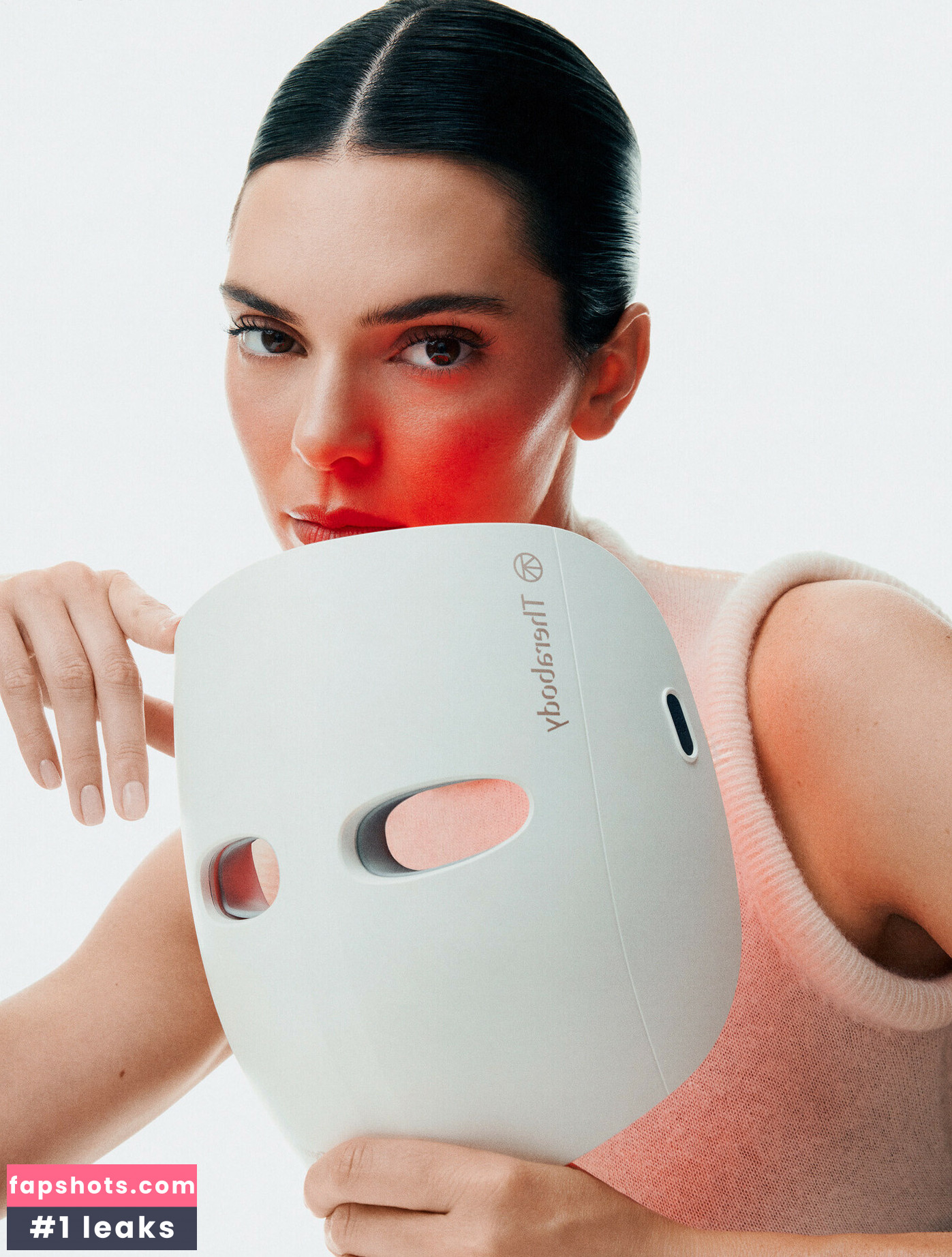 Kendall Jenner gallery photo #8