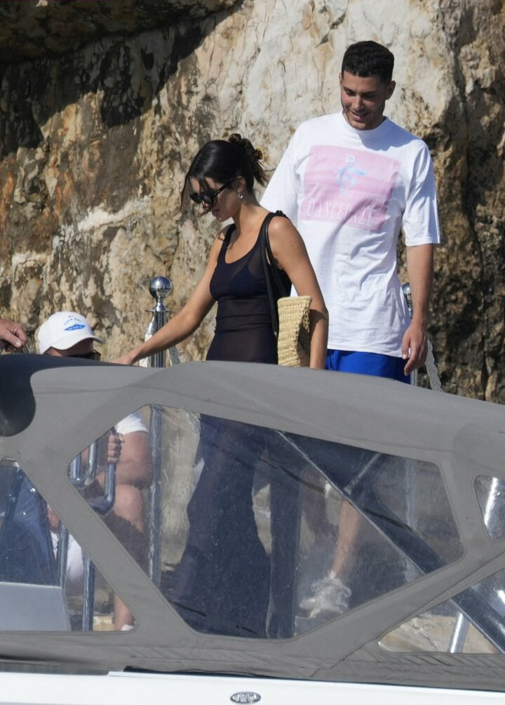 kendall-jenner gallery photo #2073