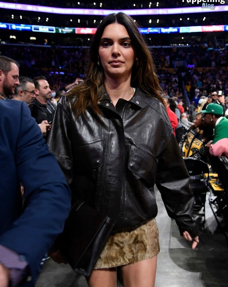 kendall-jenner gallery photo #2126