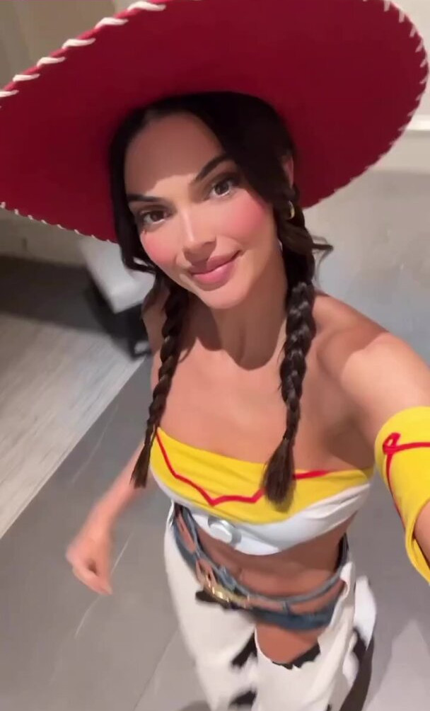 kendall-jenner gallery photo #2779