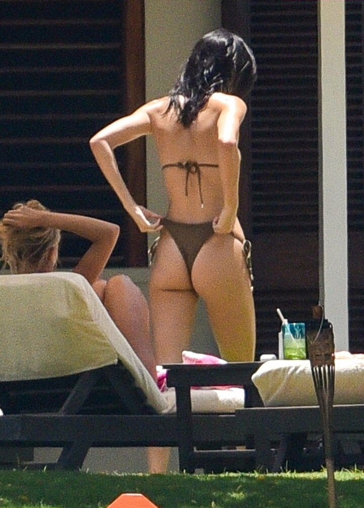 kendall-jenner gallery photo #2997