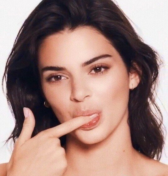 kendall-jenner gallery photo #2998